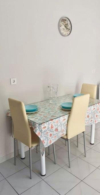 Handra Seaview דירה *