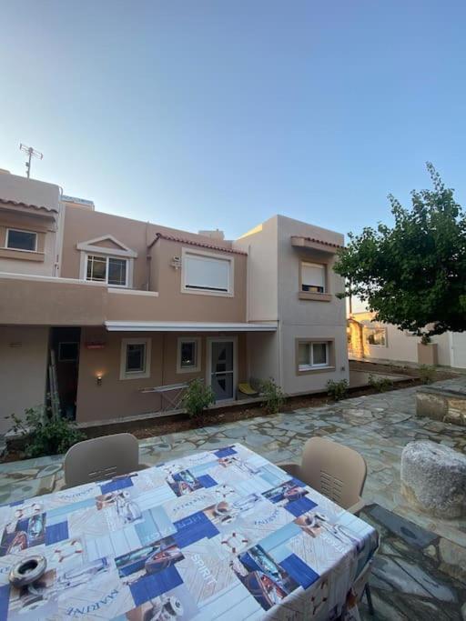 Apartment Handra Seaview