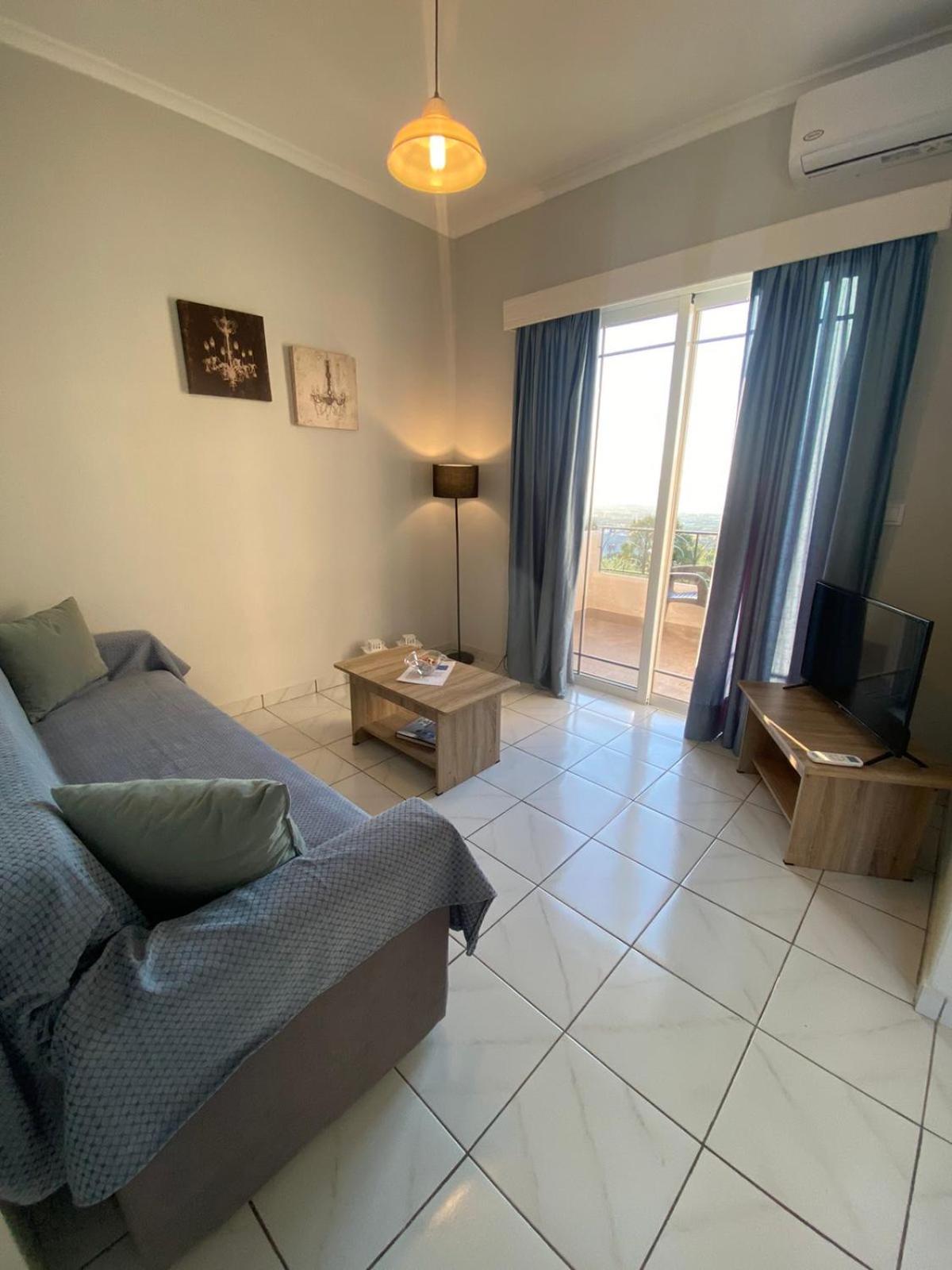 Apartment Handra Seaview